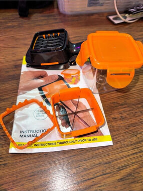 Emson Nutri Chopper Orange & Black Food Chopper Like C1.FR.2.1.F1
